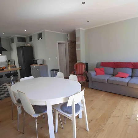 La Cour De Berthe Est アパート *