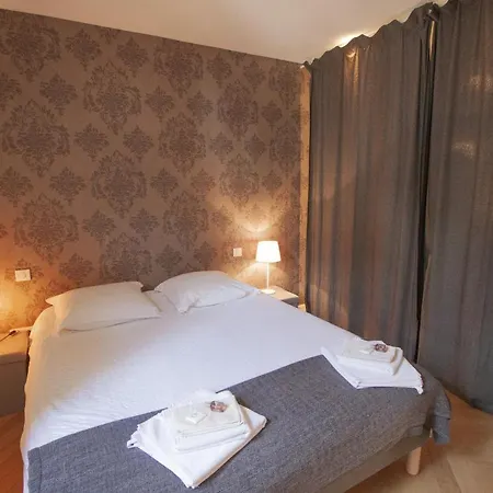 アパート La Cour De Berthe Est コルマール