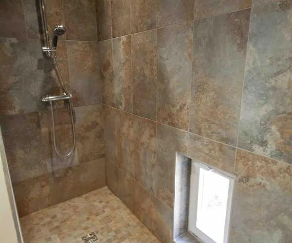 La Cour De Berthe Est Lejlighed